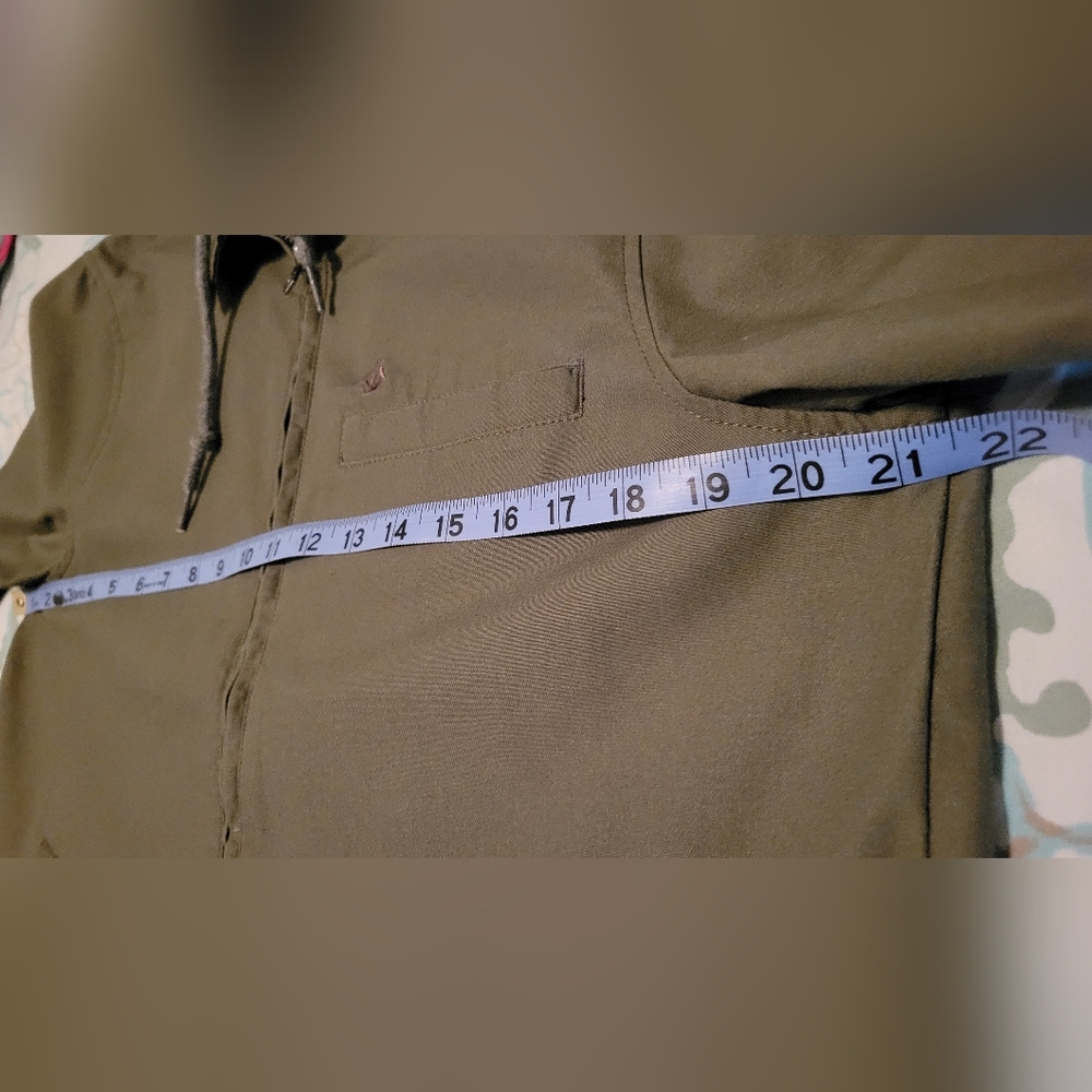 Volcom jacket - Picture 7 of 9